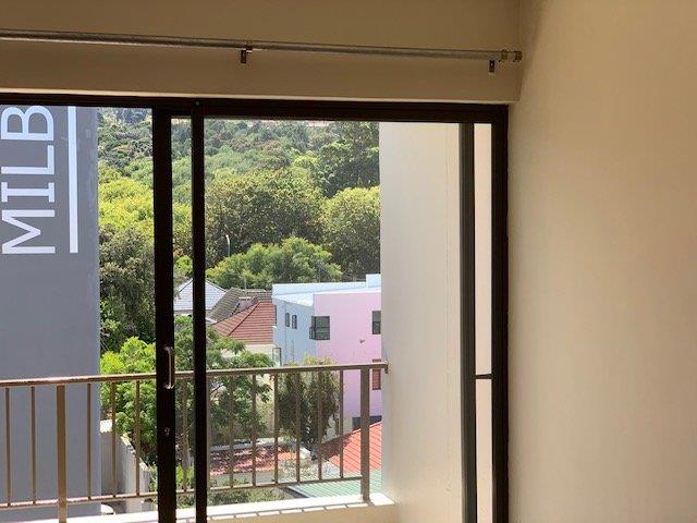 To Let 1 Bedroom Property for Rent in Rondebosch Western Cape